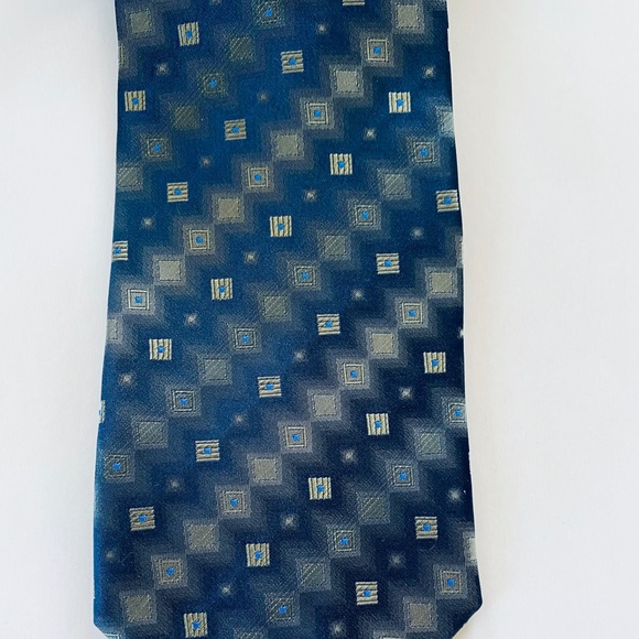 Bocara navy blue silk hand made New tie - Picture 8 of 8
